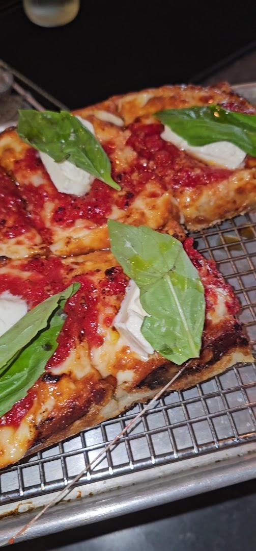 Emmy Squared Pizza: Green Hills